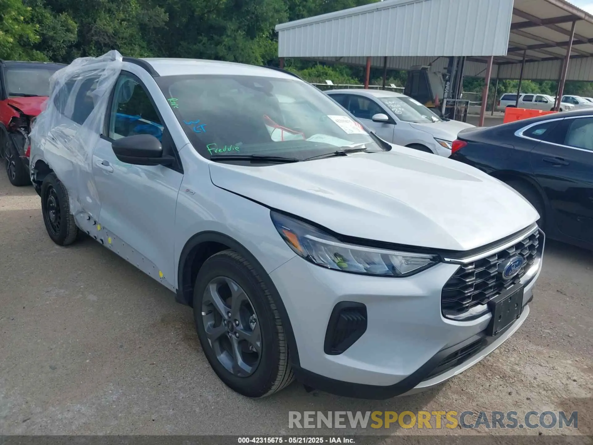 1 Photograph of a damaged car 1FMCU0MN6SUA57026 FORD ESCAPE 2025