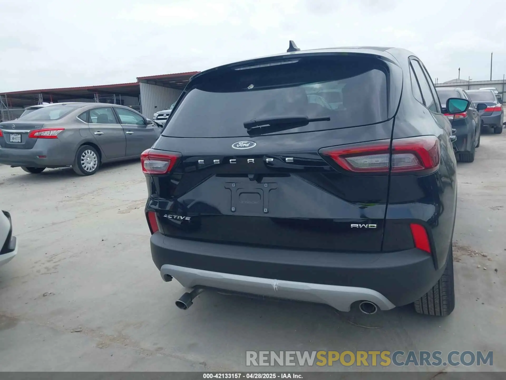16 Photograph of a damaged car 1FMCU9GN0SUA43610 FORD ESCAPE 2025