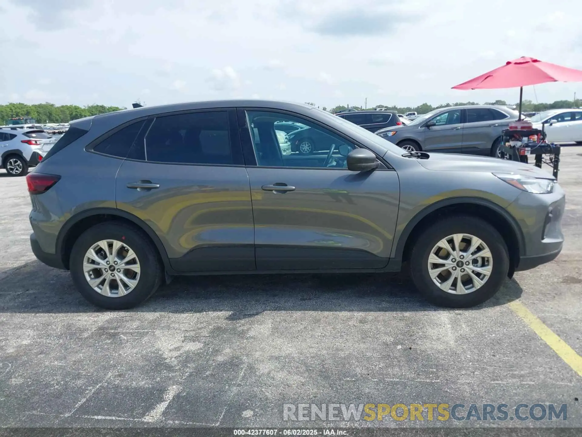 13 Photograph of a damaged car 1FMCU9GN0SUA58656 FORD ESCAPE 2025