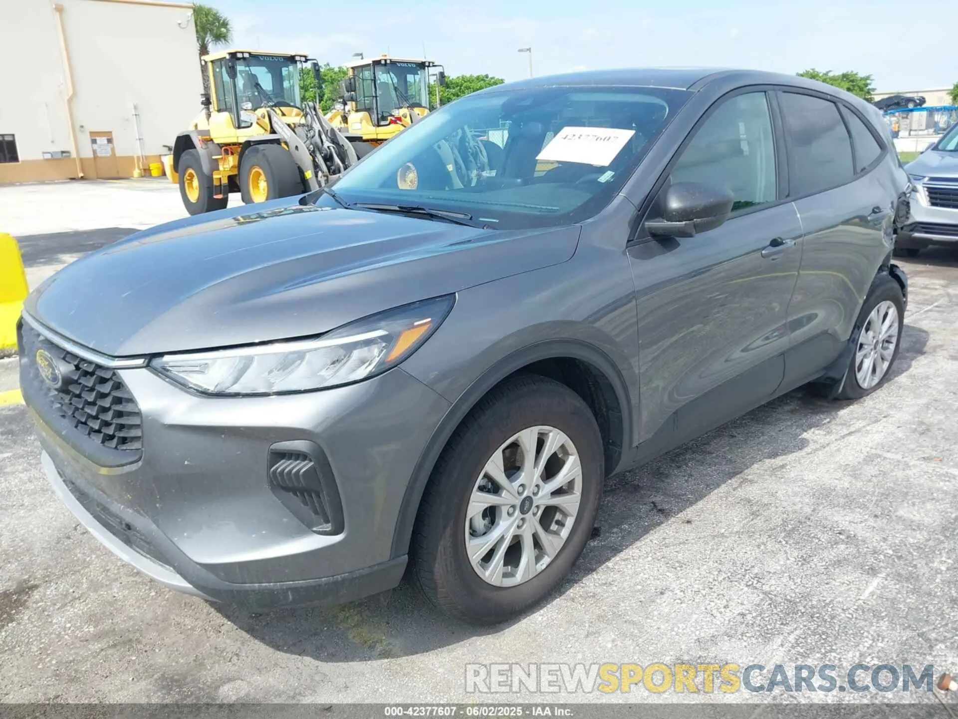 2 Photograph of a damaged car 1FMCU9GN0SUA58656 FORD ESCAPE 2025