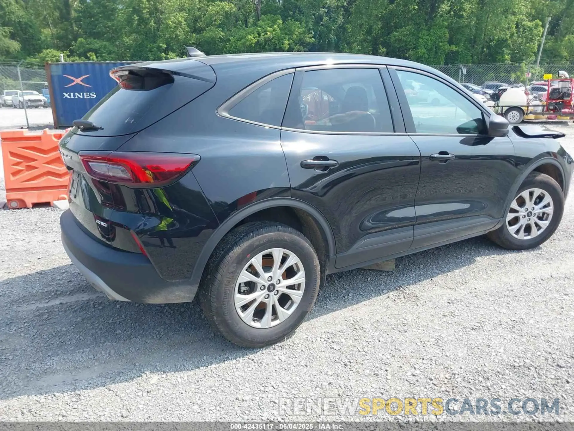 4 Photograph of a damaged car 1FMCU9GN3SUA59073 FORD ESCAPE 2025