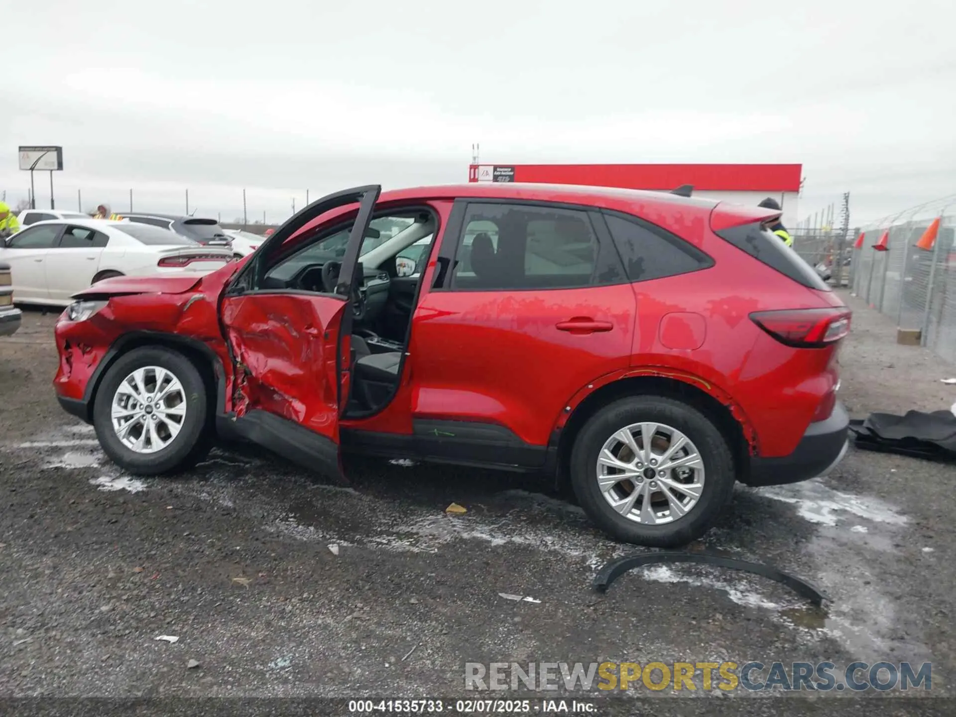 14 Photograph of a damaged car 1FMCU9GN4SUA30309 FORD ESCAPE 2025