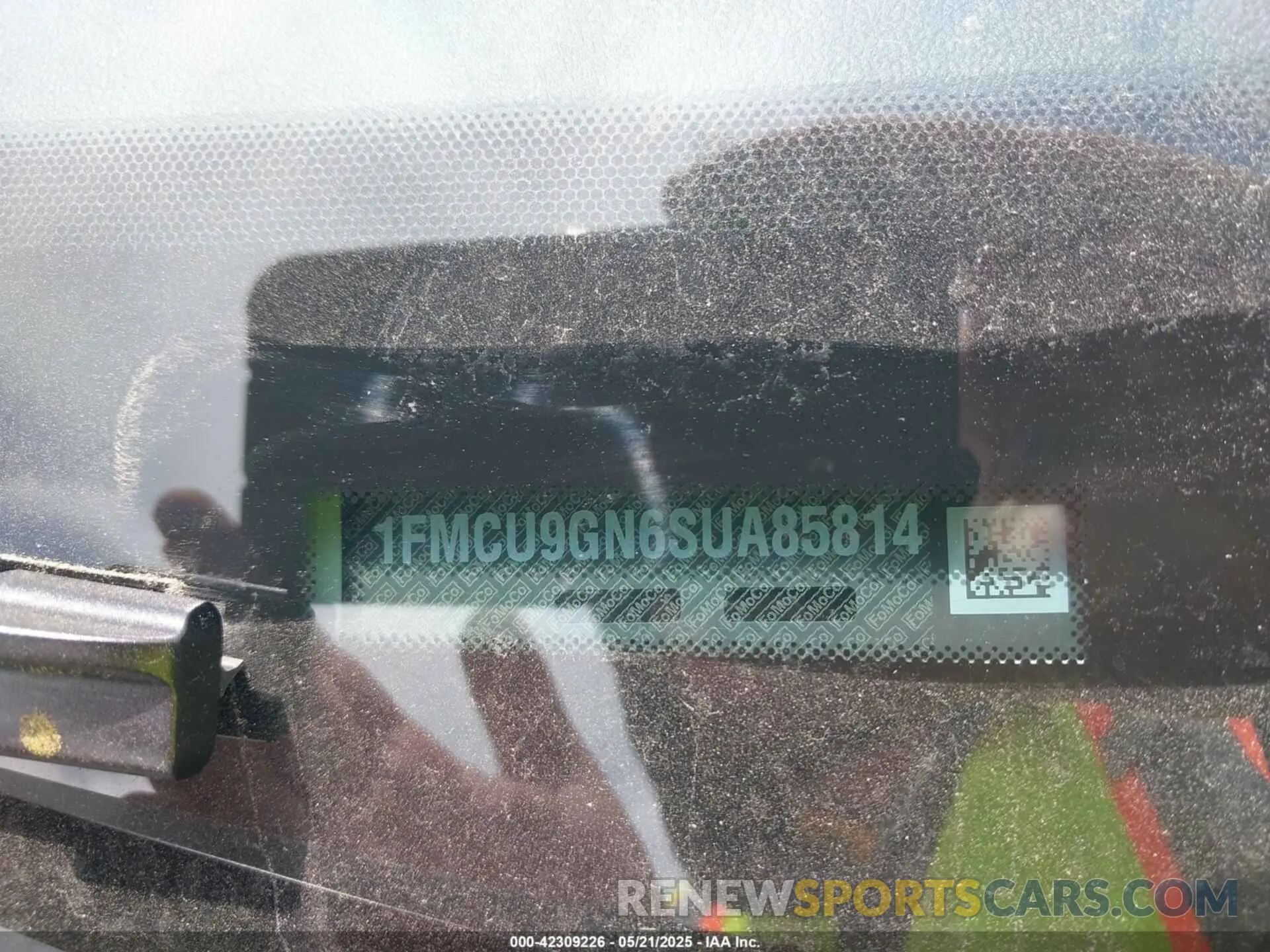 9 Photograph of a damaged car 1FMCU9GN6SUA85814 FORD ESCAPE 2025