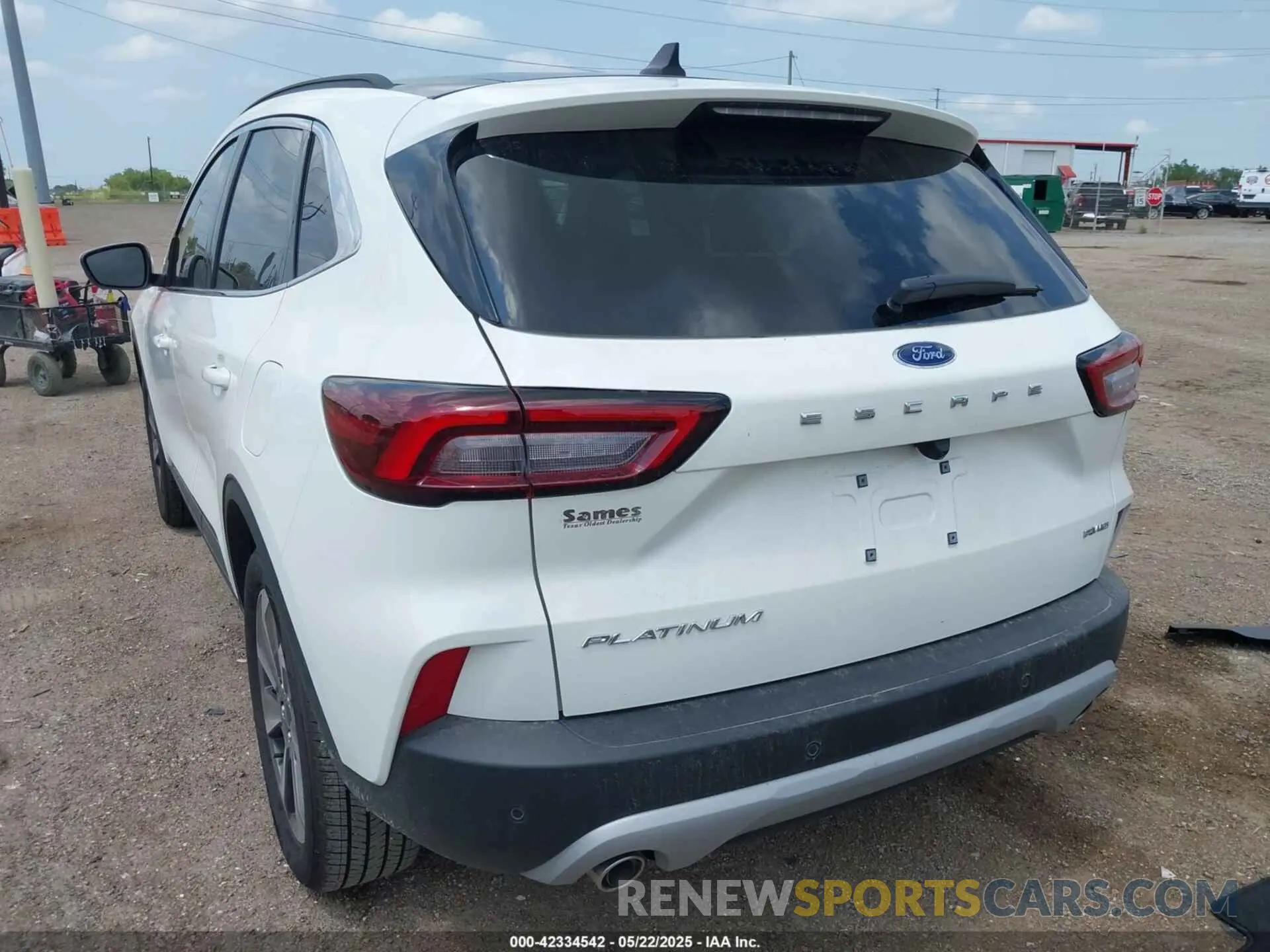 3 Photograph of a damaged car 1FMCU9JA0SUA50028 FORD ESCAPE 2025