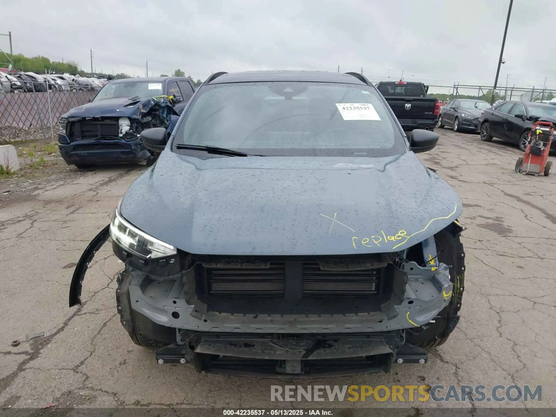 13 Photograph of a damaged car 1FMCU9MN0SUA04522 FORD ESCAPE 2025