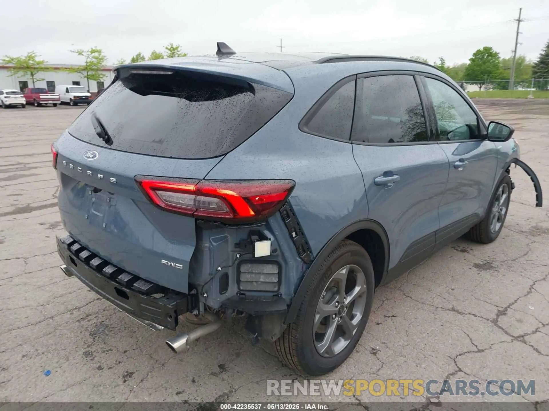 4 Photograph of a damaged car 1FMCU9MN0SUA04522 FORD ESCAPE 2025
