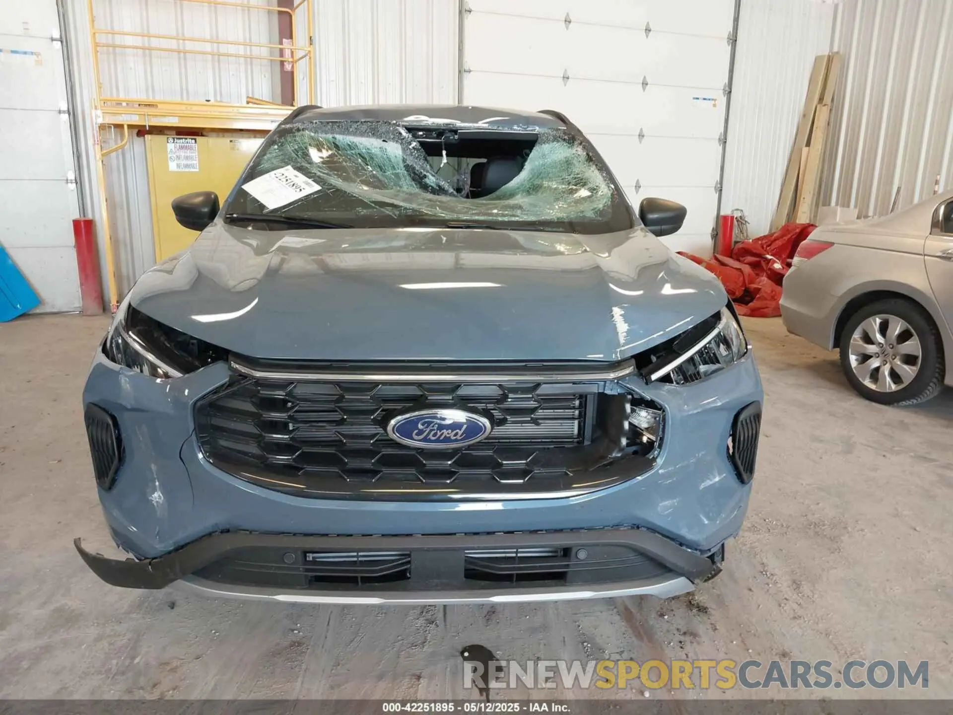 11 Photograph of a damaged car 1FMCU9MN2SUA68500 FORD ESCAPE 2025