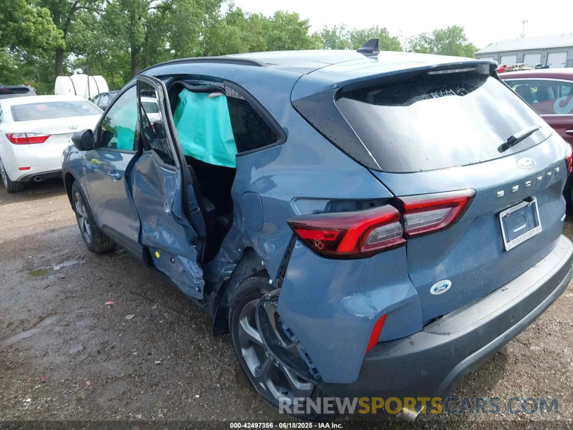6 Photograph of a damaged car 1FMCU9MN4SUA22974 FORD ESCAPE 2025