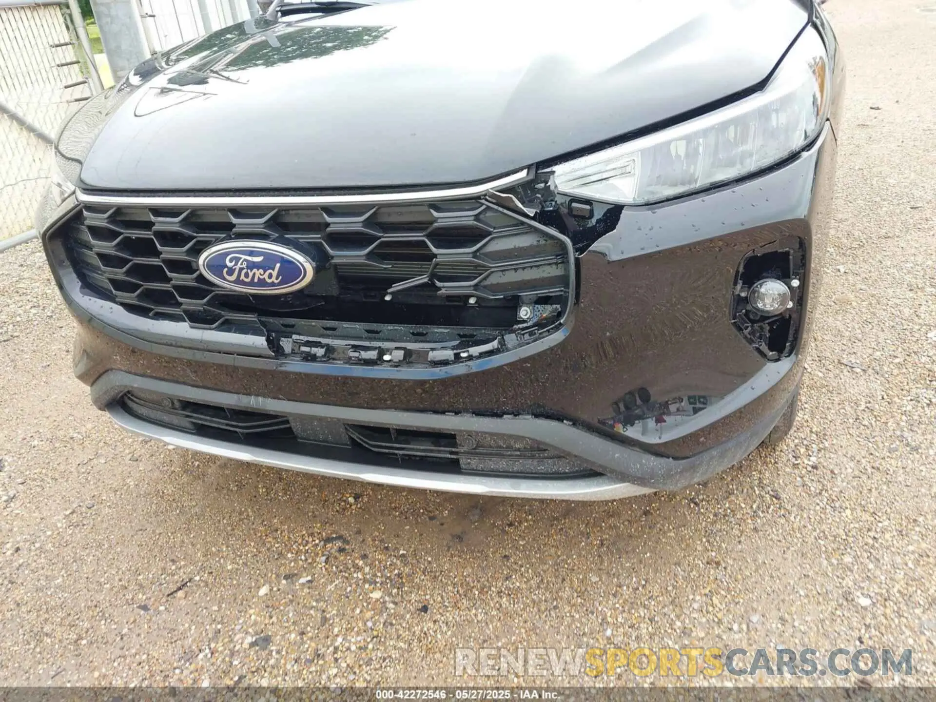 6 Photograph of a damaged car 1FMCU9NA0SUA43056 FORD ESCAPE 2025