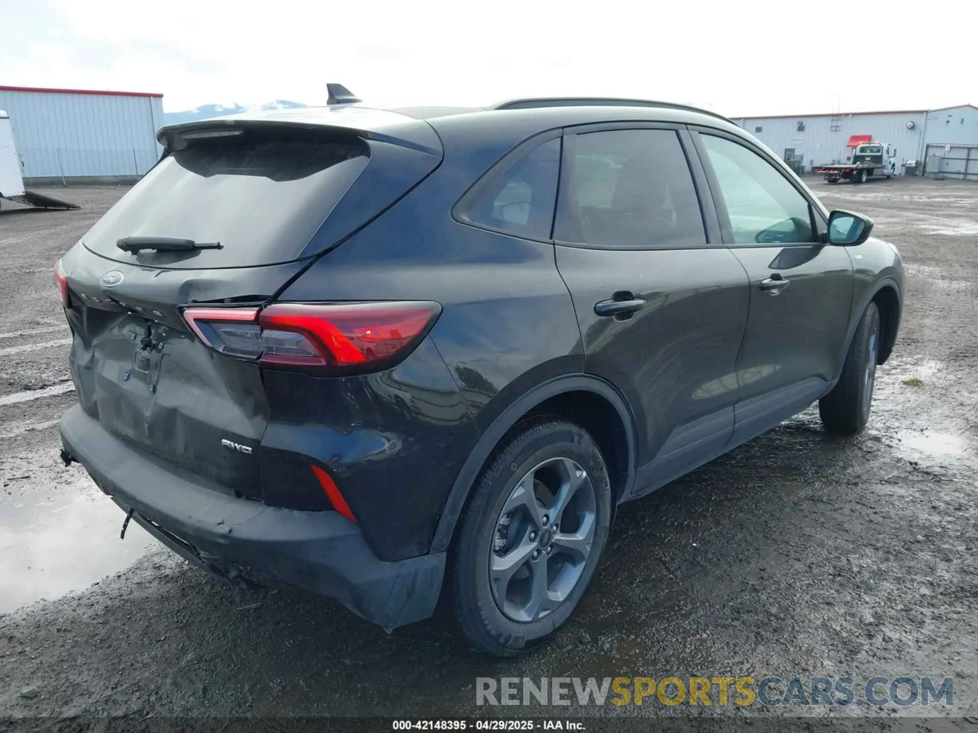 4 Photograph of a damaged car 1FMCU9NA5SUA44347 FORD ESCAPE 2025