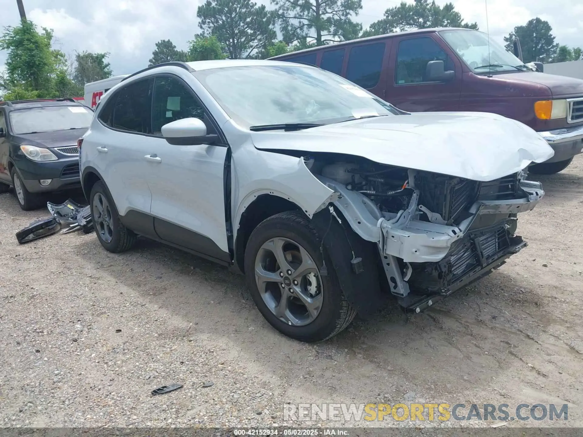 1 Photograph of a damaged car 1FMCU9NA8SUA83711 FORD ESCAPE 2025