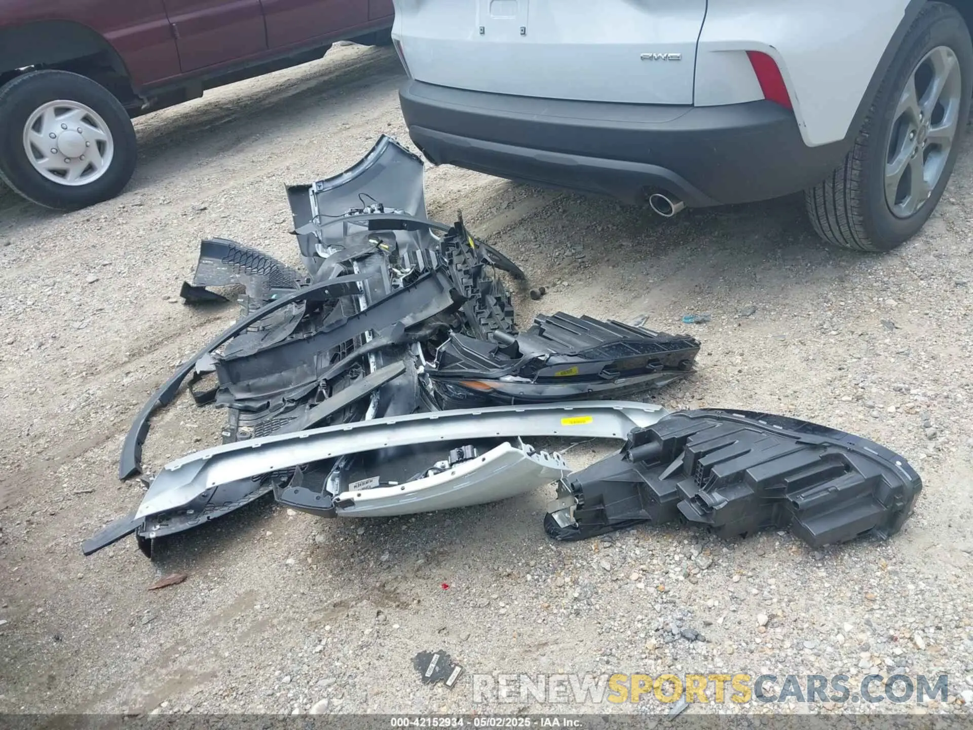 12 Photograph of a damaged car 1FMCU9NA8SUA83711 FORD ESCAPE 2025