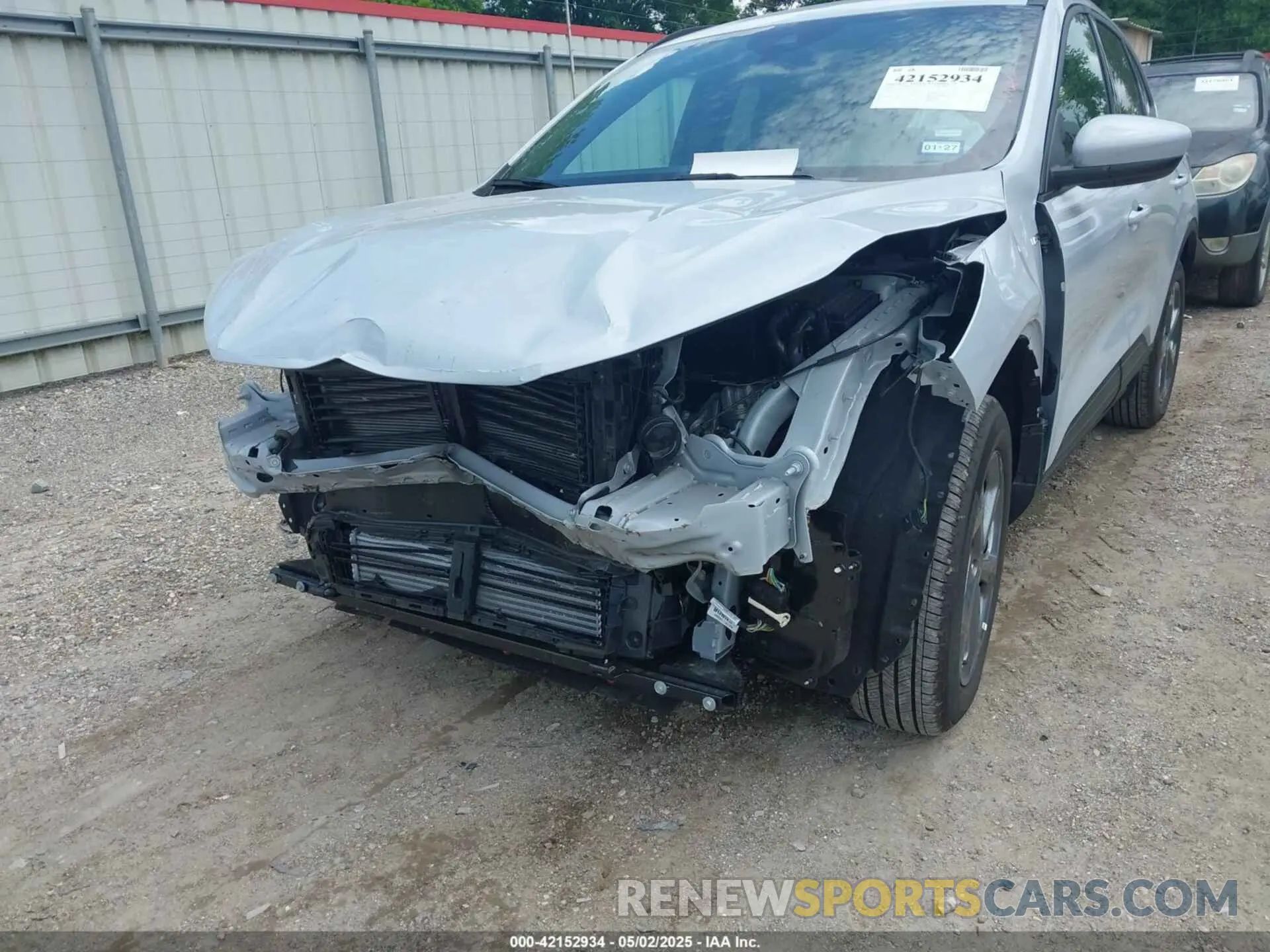 6 Photograph of a damaged car 1FMCU9NA8SUA83711 FORD ESCAPE 2025