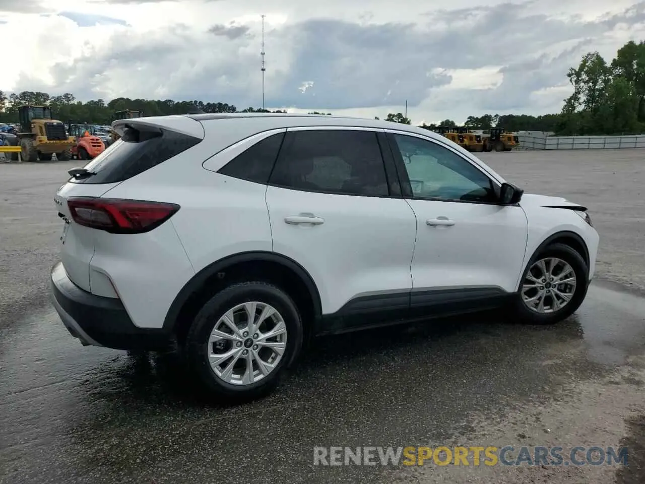 3 Photograph of a damaged car 1FMCU0GN0PUA27099 FORD ESCAPE ACT 2023