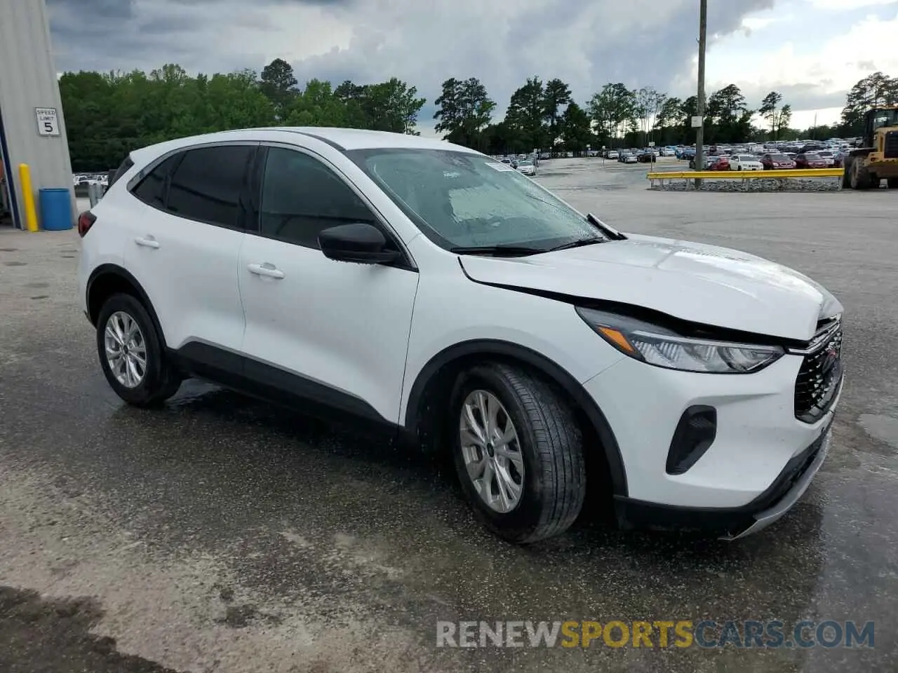 4 Photograph of a damaged car 1FMCU0GN0PUA27099 FORD ESCAPE ACT 2023