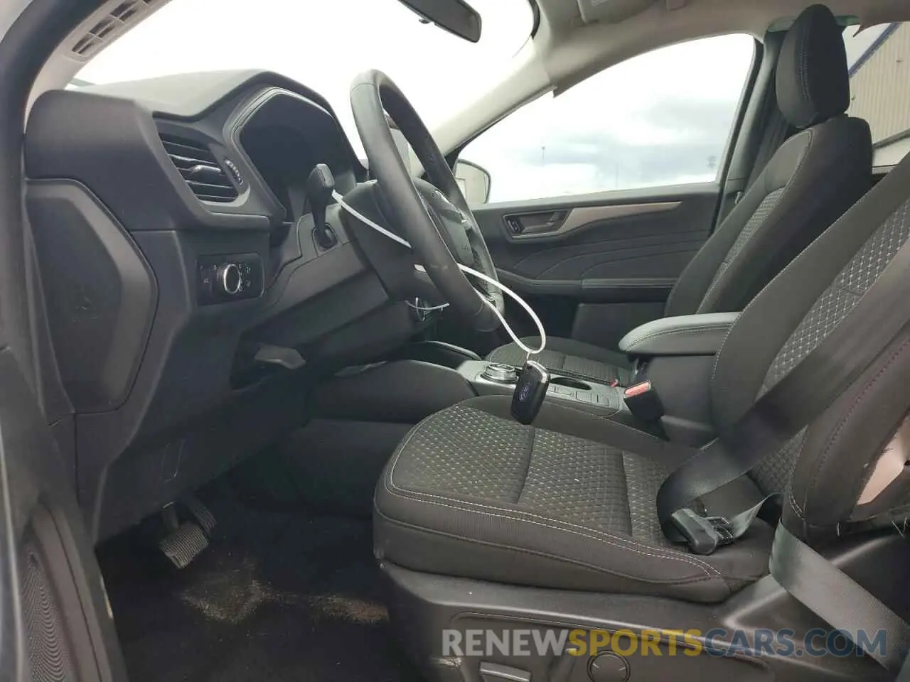 7 Photograph of a damaged car 1FMCU0GN0PUA27099 FORD ESCAPE ACT 2023