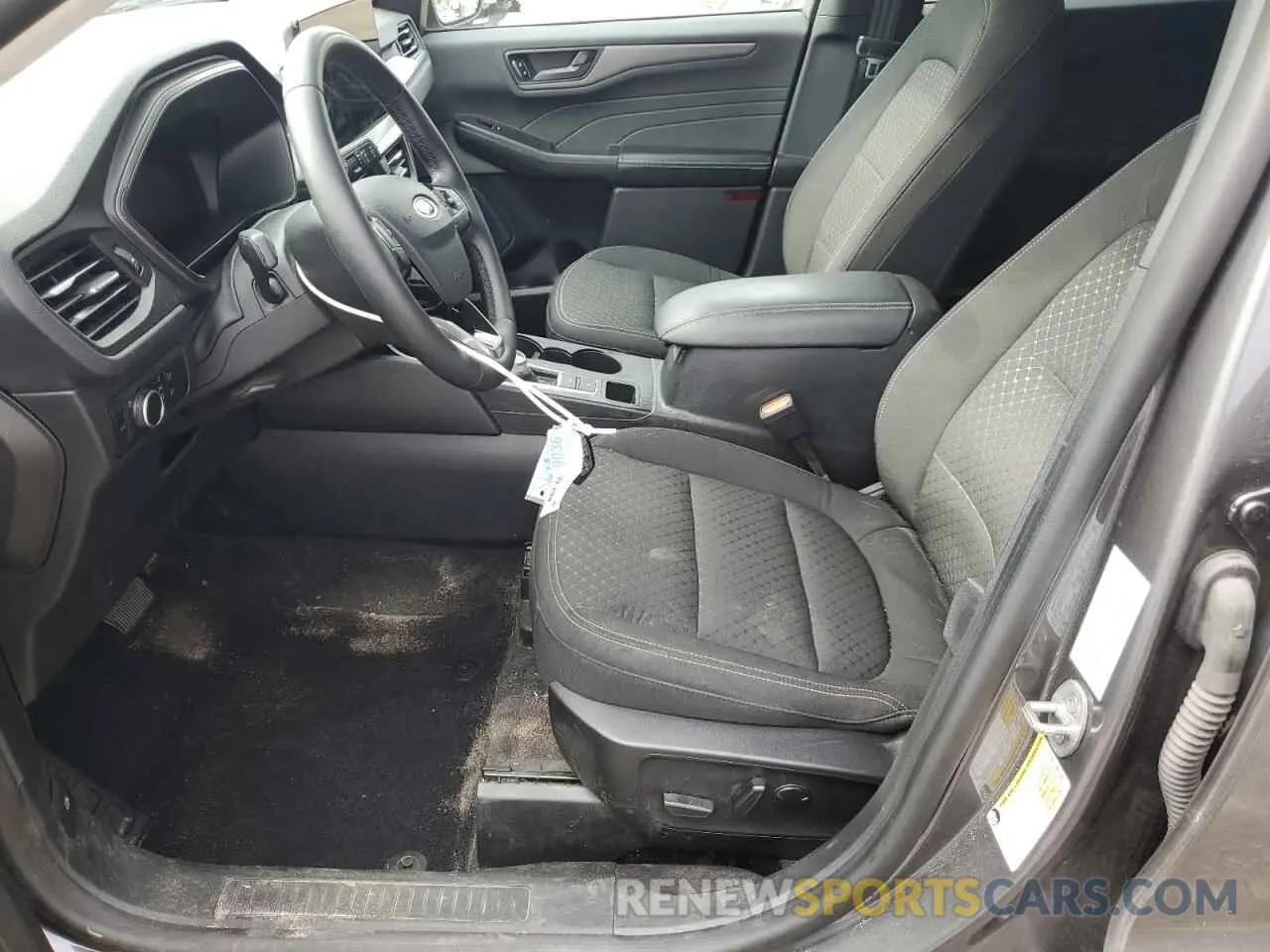 7 Photograph of a damaged car 1FMCU0GN0PUA69031 FORD ESCAPE ACT 2023