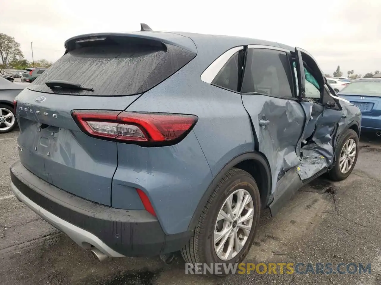 3 Photograph of a damaged car 1FMCU0GN2PUA41876 FORD ESCAPE ACT 2023