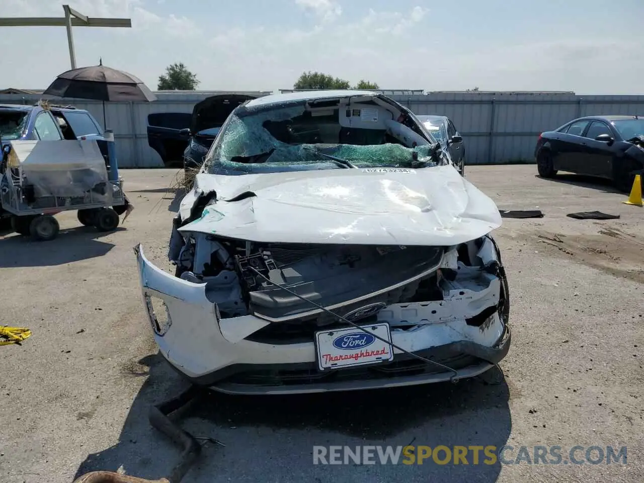 5 Photograph of a damaged car 1FMCU0GN5PUA35098 FORD ESCAPE ACT 2023