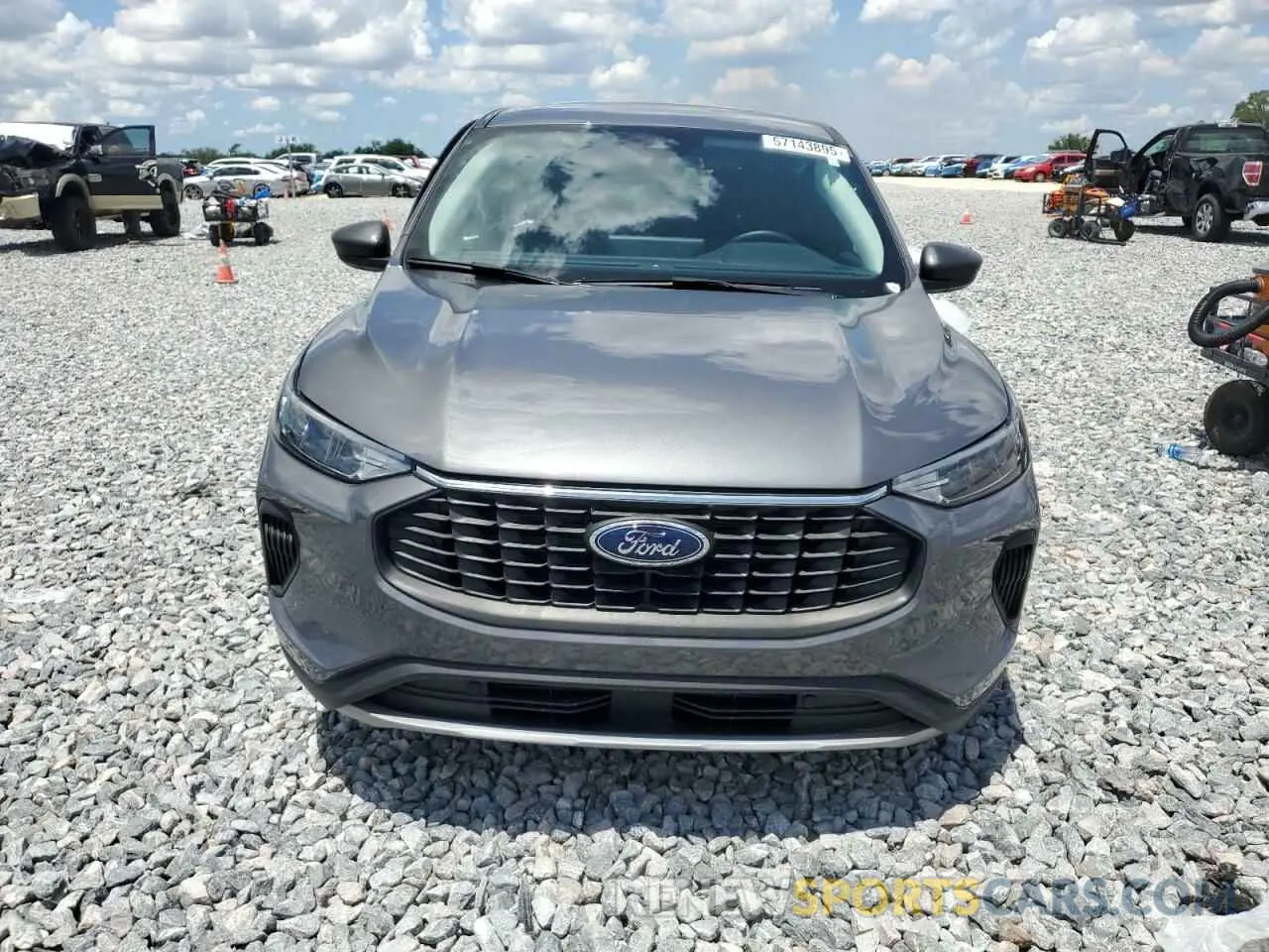 5 Photograph of a damaged car 1FMCU0GN5PUB41552 FORD ESCAPE ACT 2023
