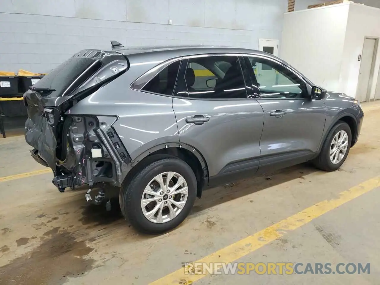 3 Photograph of a damaged car 1FMCU0GN7PUA04158 FORD ESCAPE ACT 2023