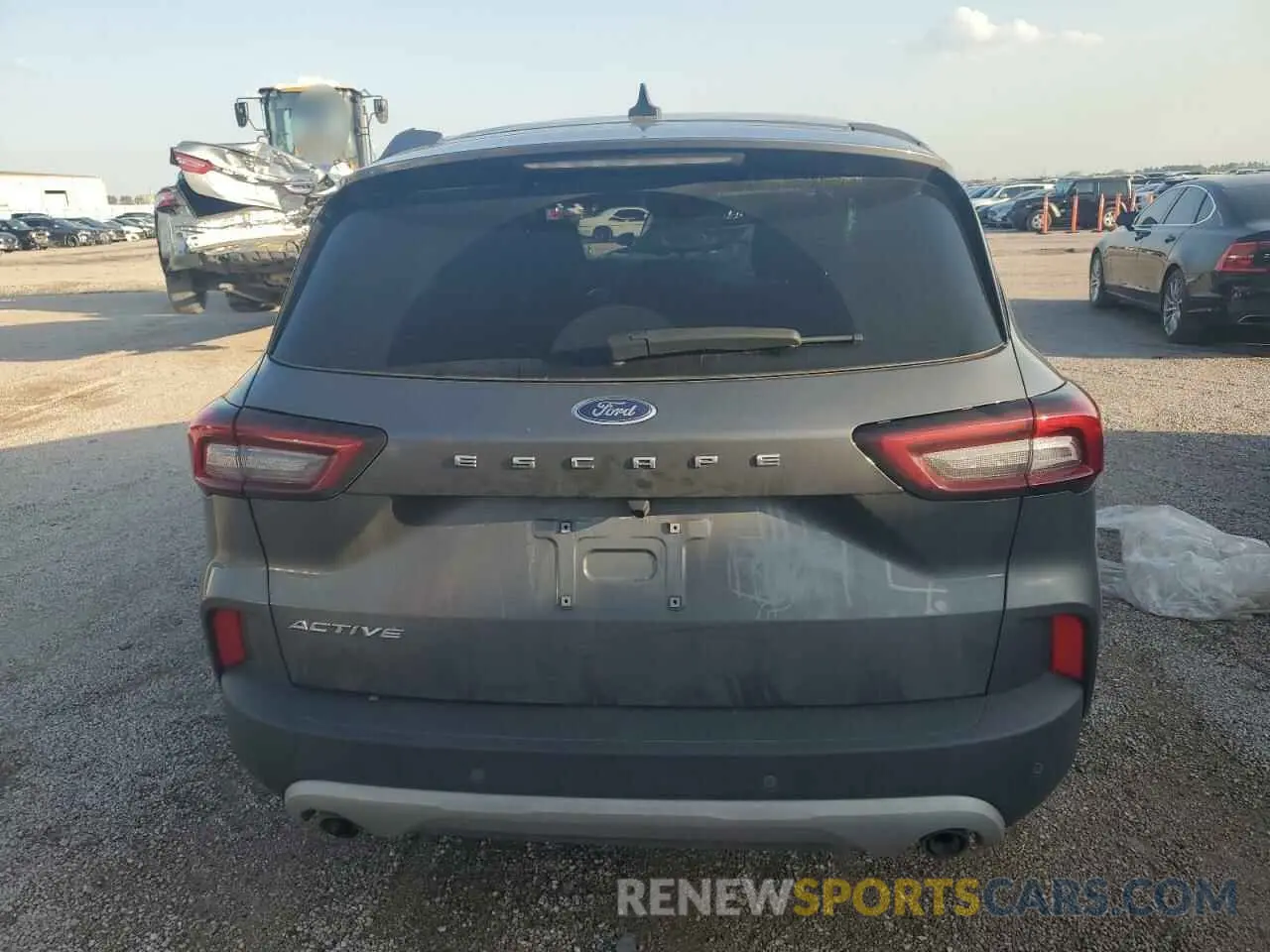 6 Photograph of a damaged car 1FMCU0GNXPUA41155 FORD ESCAPE ACT 2023