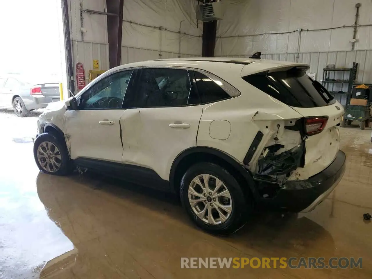 2 Photograph of a damaged car 1FMCU9GN2PUA33846 FORD ESCAPE ACT 2023