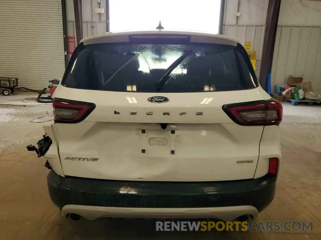 6 Photograph of a damaged car 1FMCU9GN2PUA33846 FORD ESCAPE ACT 2023