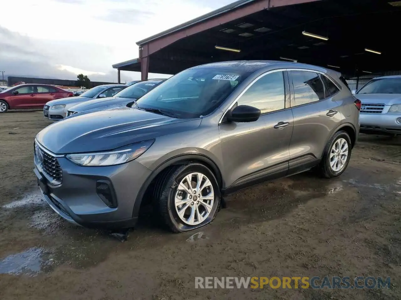 1 Photograph of a damaged car 1FMCU0GN0RUA12587 FORD ESCAPE ACT 2024