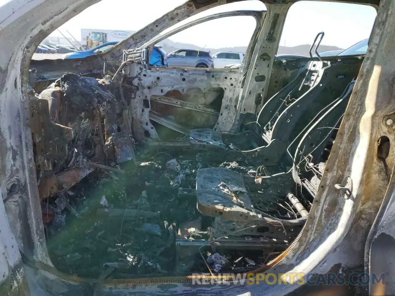 7 Photograph of a damaged car 1FMCU0GN0RUA14890 FORD ESCAPE ACT 2024