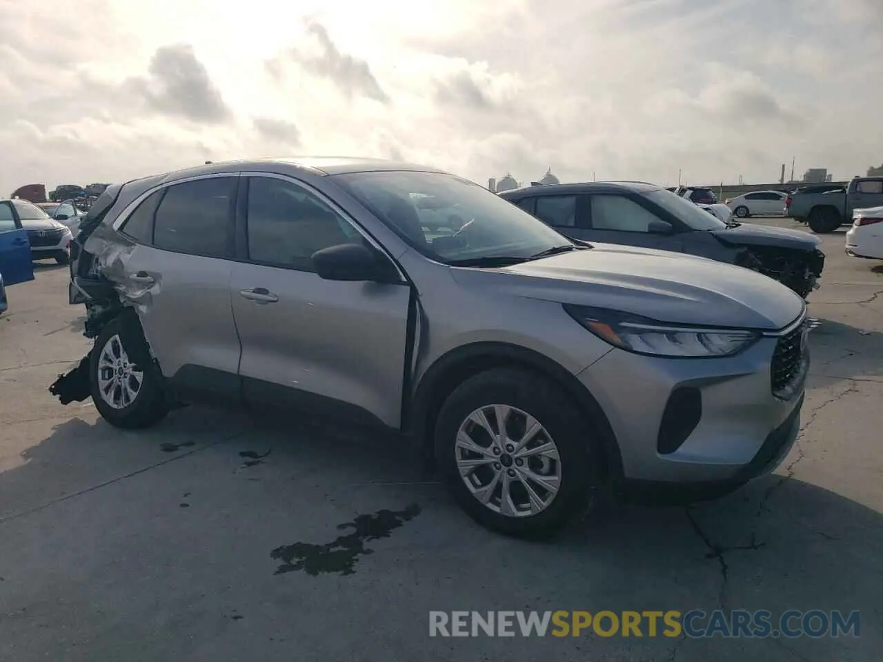 4 Photograph of a damaged car 1FMCU0GN1RUB18109 FORD ESCAPE ACT 2024