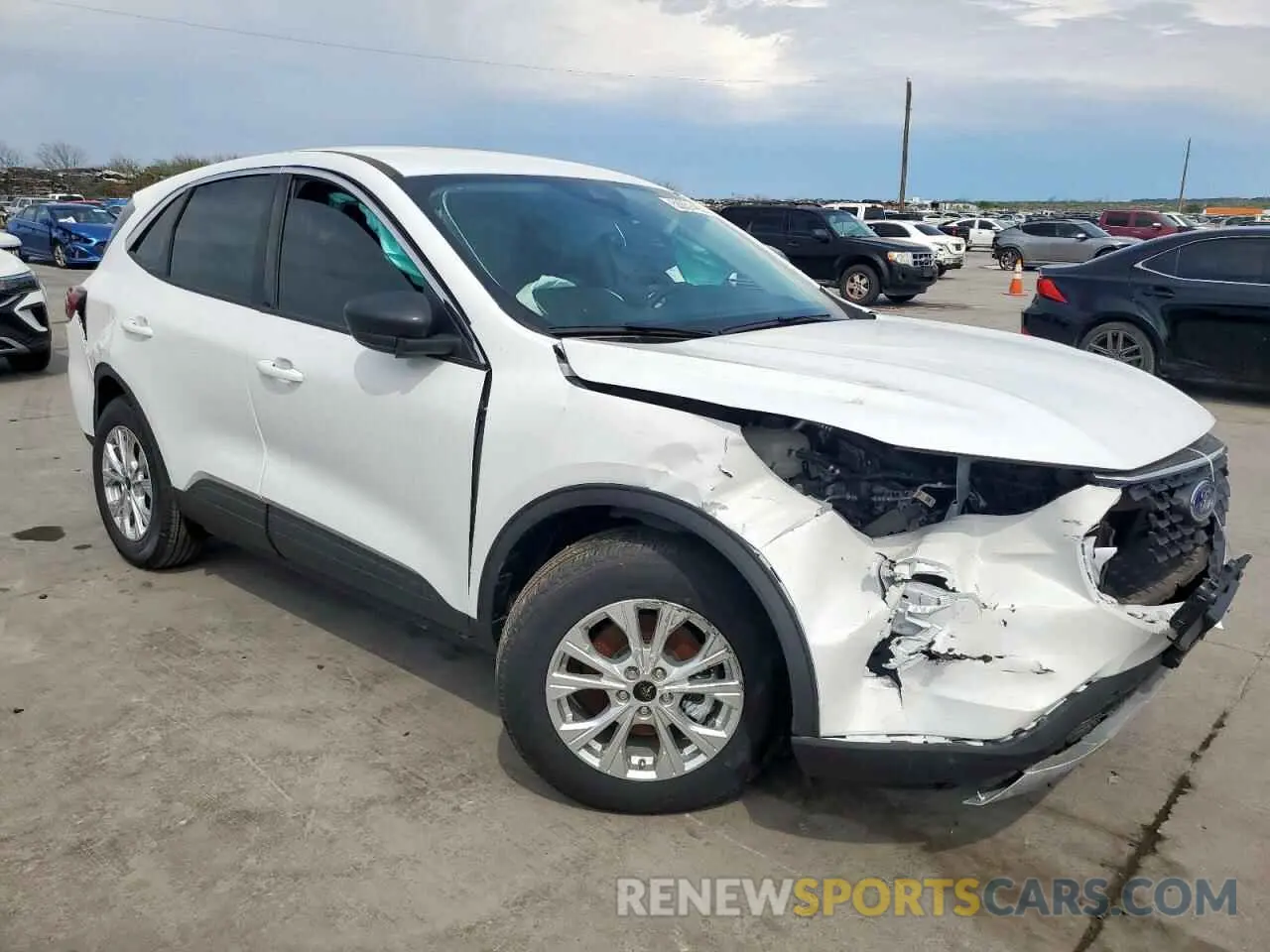 4 Photograph of a damaged car 1FMCU0GN1RUB56679 FORD ESCAPE ACT 2024