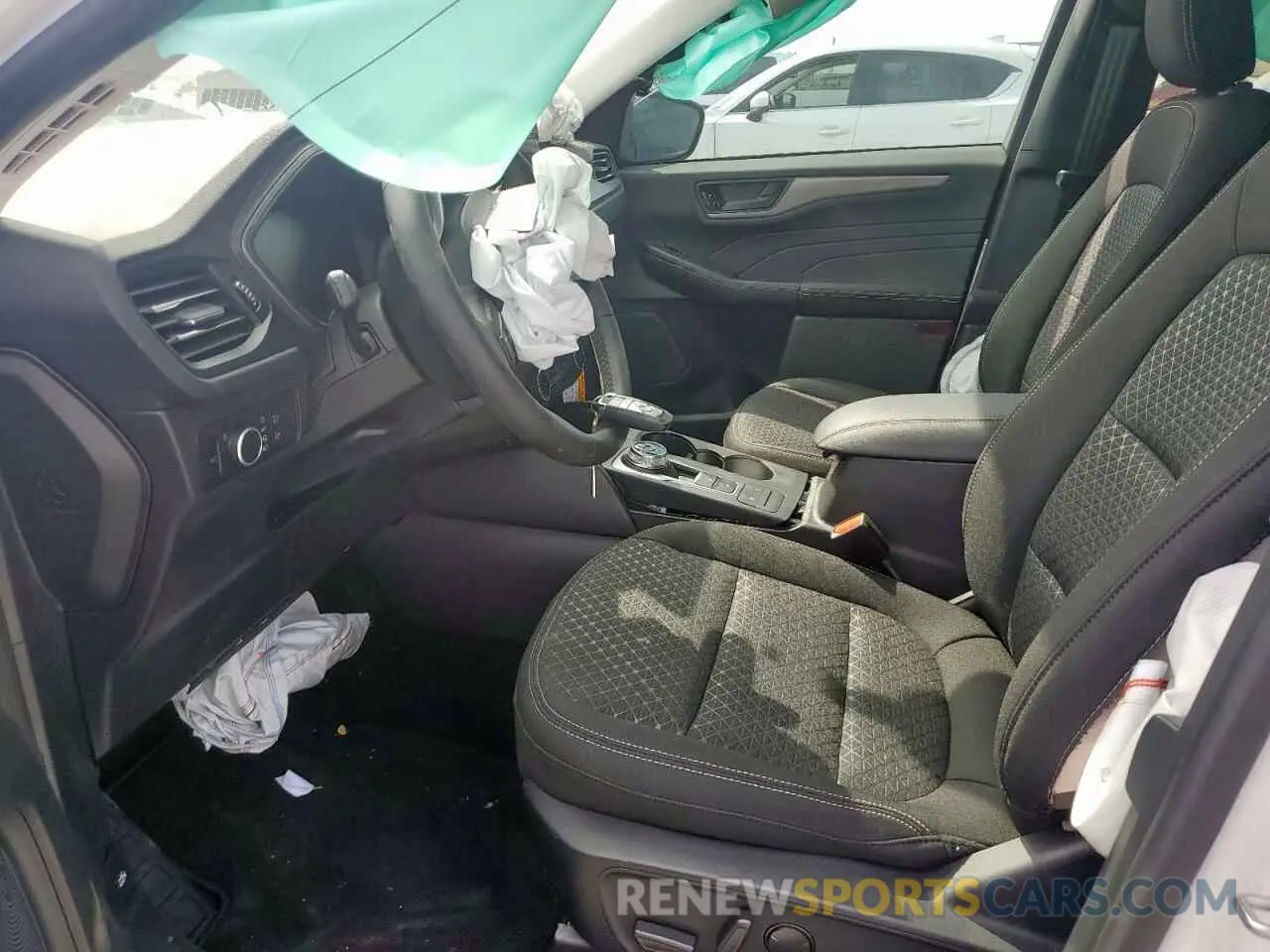 7 Photograph of a damaged car 1FMCU0GN1RUB56679 FORD ESCAPE ACT 2024