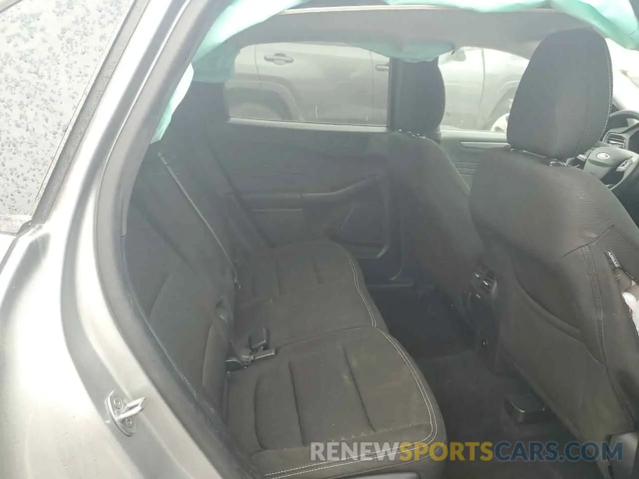 11 Photograph of a damaged car 1FMCU0GN4RUA05514 FORD ESCAPE ACT 2024