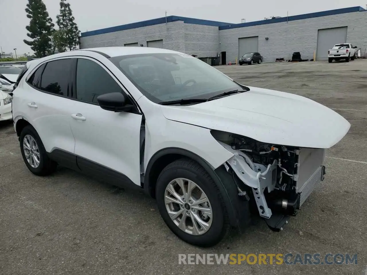 4 Photograph of a damaged car 1FMCU0GN4RUB27290 FORD ESCAPE ACT 2024