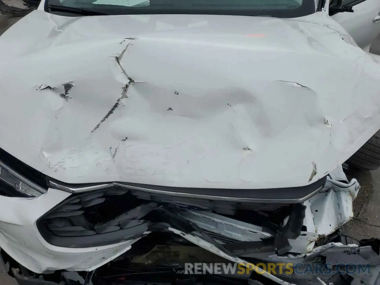 12 Photograph of a damaged car 1FMCU0GN4RUB27306 FORD ESCAPE ACT 2024