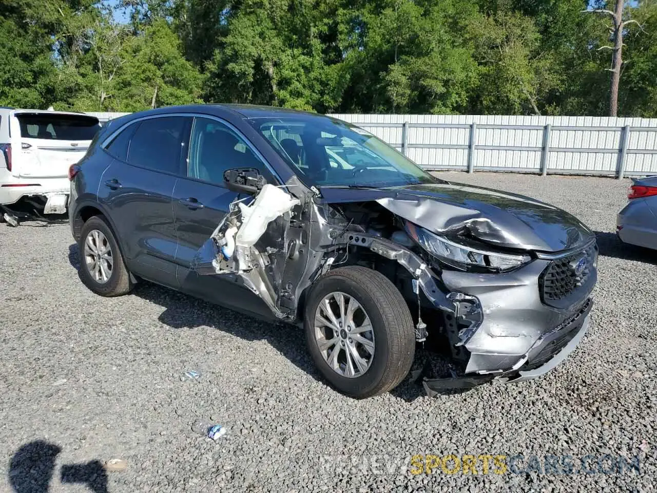 4 Photograph of a damaged car 1FMCU0GN5RUA47500 FORD ESCAPE ACT 2024