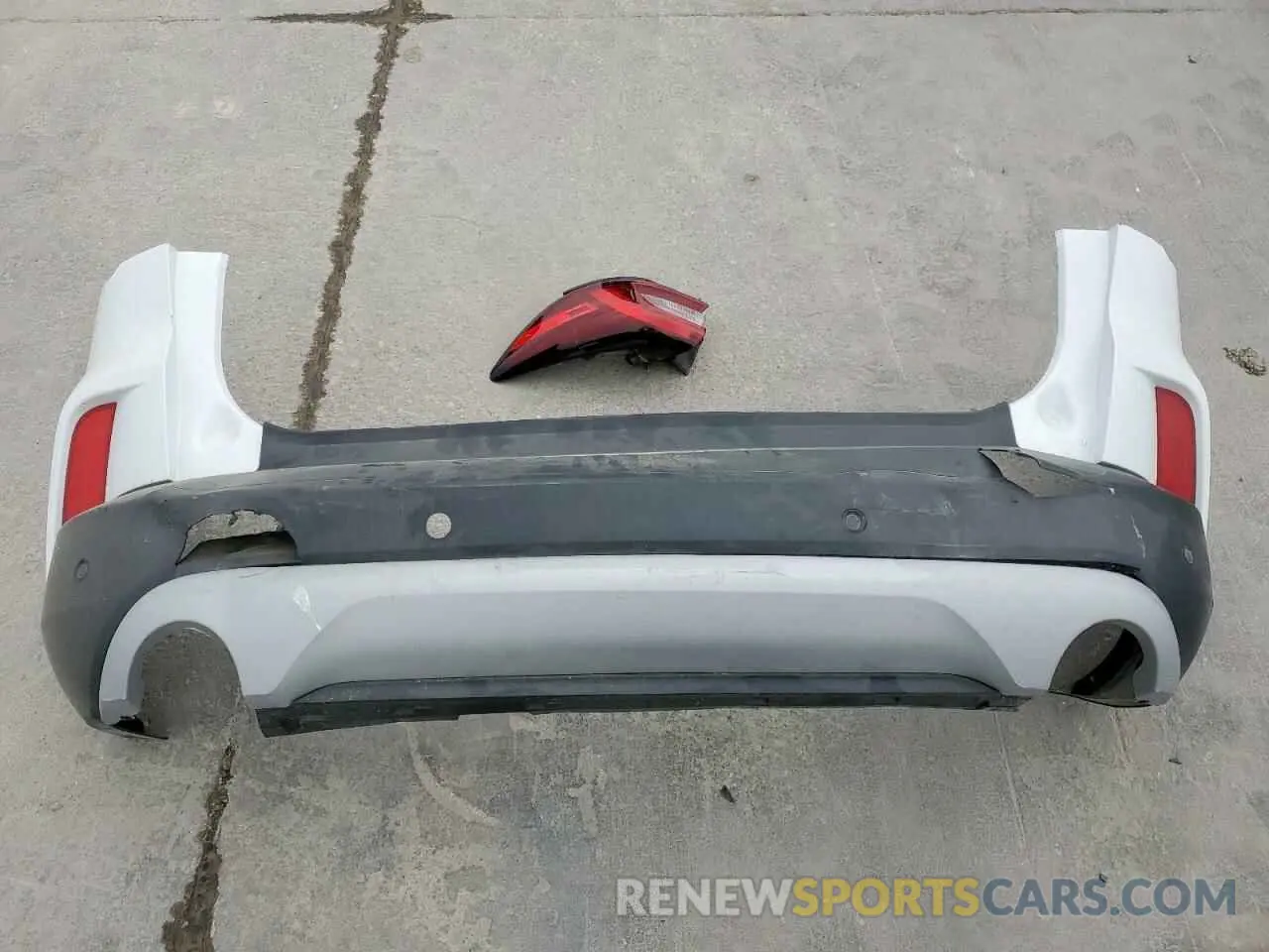 13 Photograph of a damaged car 1FMCU0GN5RUA97717 FORD ESCAPE ACT 2024