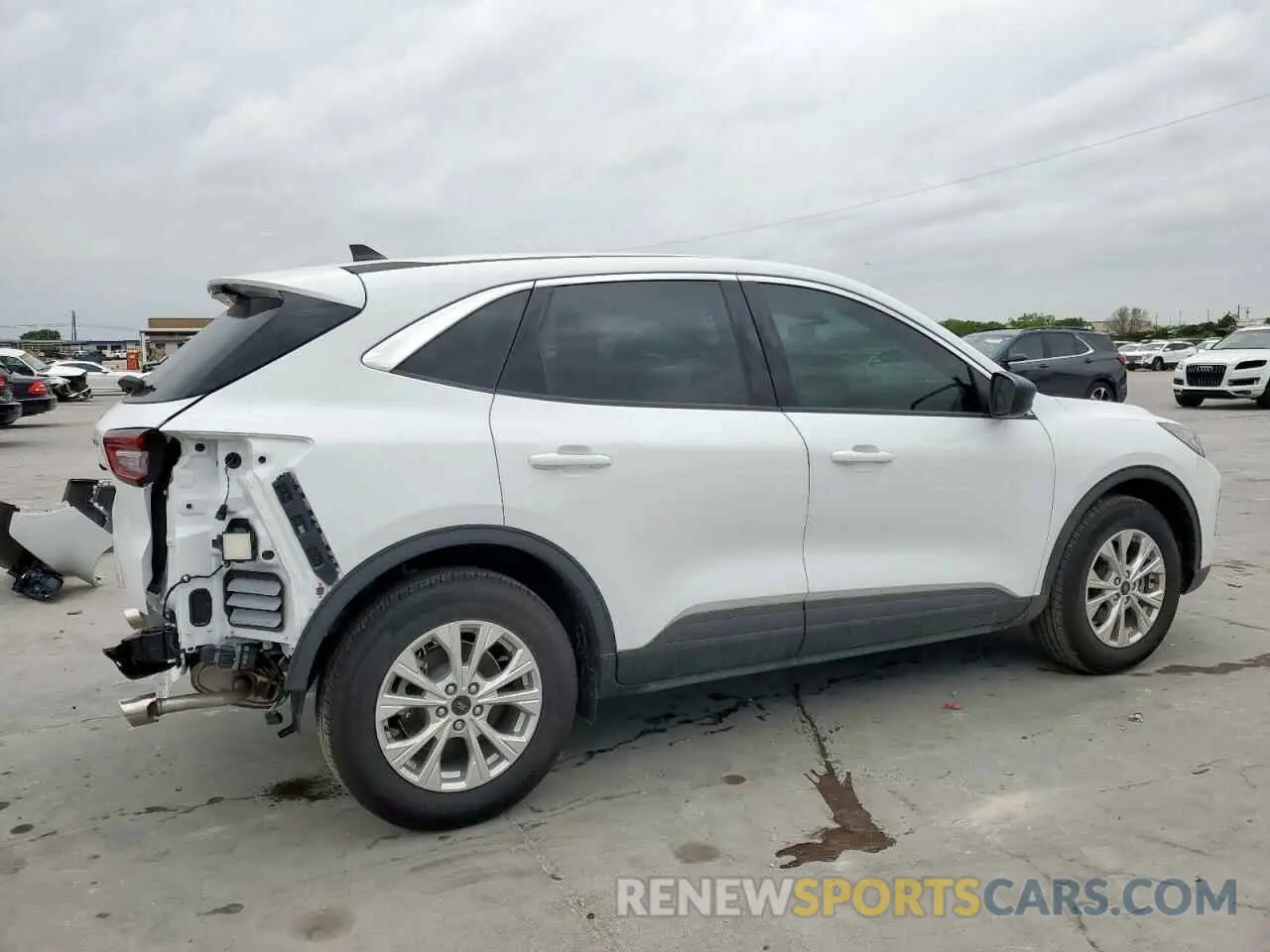 3 Photograph of a damaged car 1FMCU0GN5RUA97717 FORD ESCAPE ACT 2024