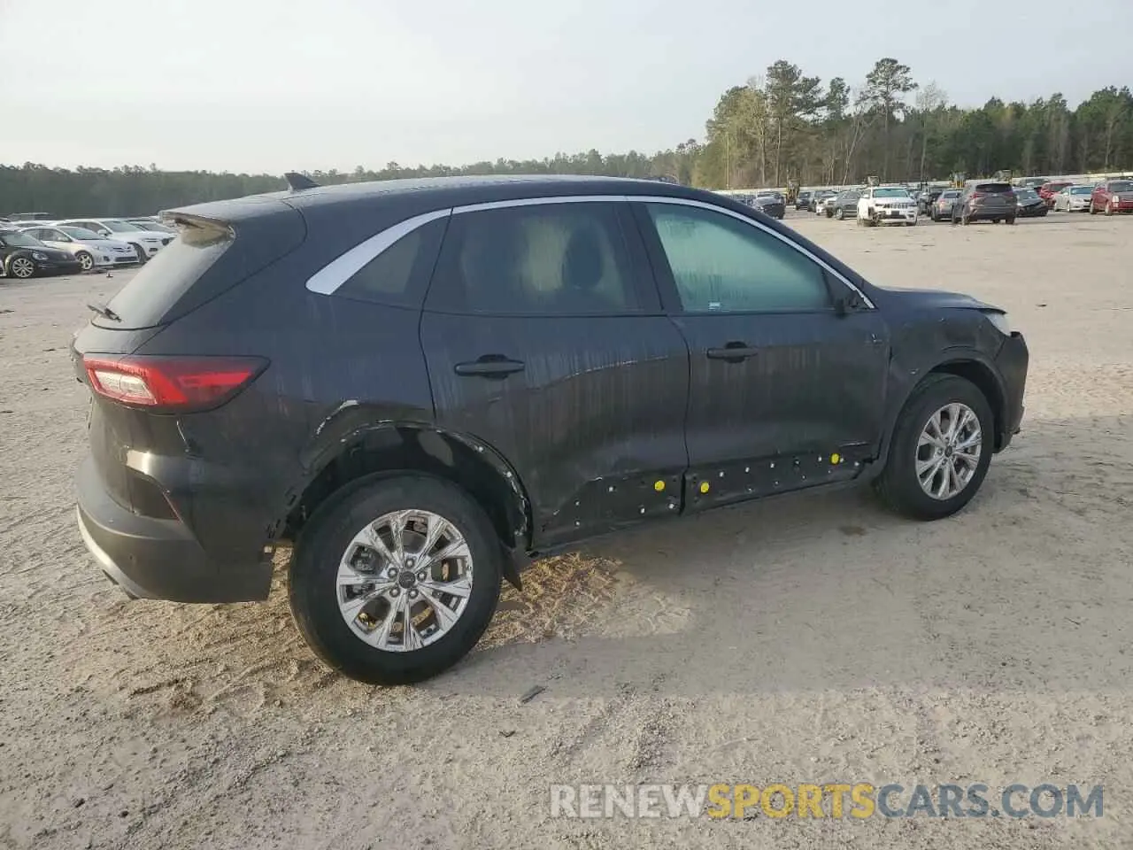 3 Photograph of a damaged car 1FMCU0GN6RUA66847 FORD ESCAPE ACT 2024