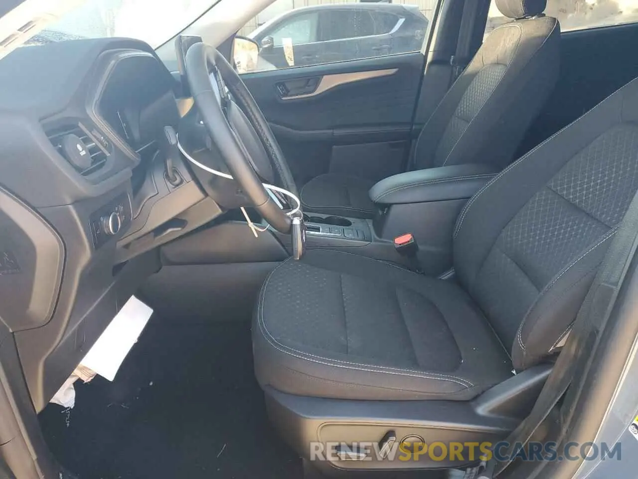 7 Photograph of a damaged car 1FMCU0GN6RUB14590 FORD ESCAPE ACT 2024