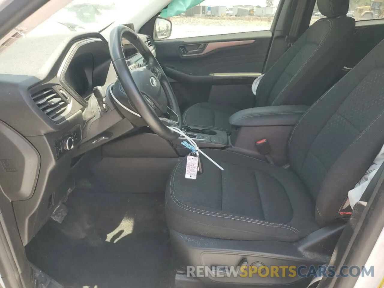 7 Photograph of a damaged car 1FMCU0GN7RUA06009 FORD ESCAPE ACT 2024