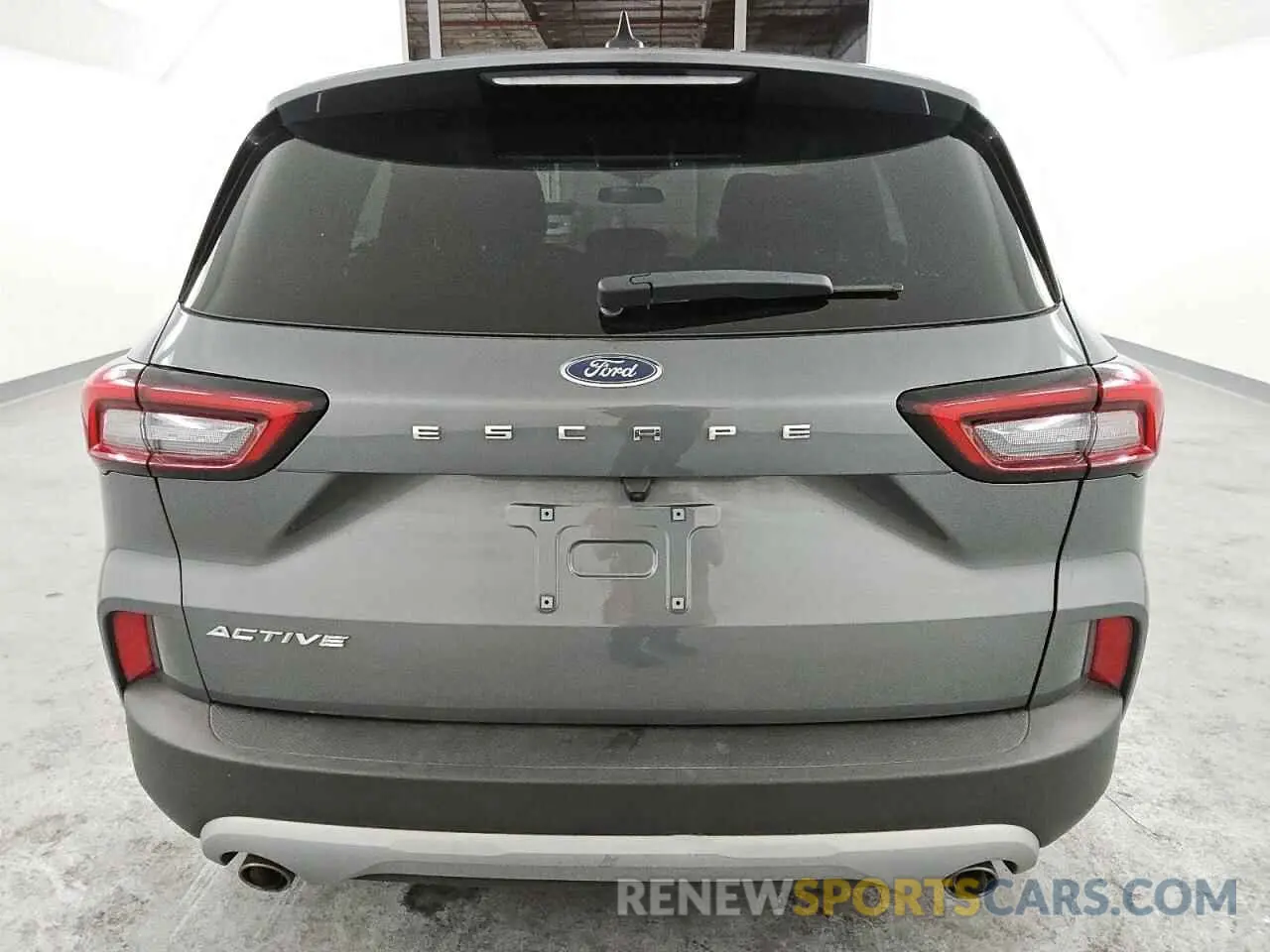 6 Photograph of a damaged car 1FMCU0GN7RUA44968 FORD ESCAPE ACT 2024