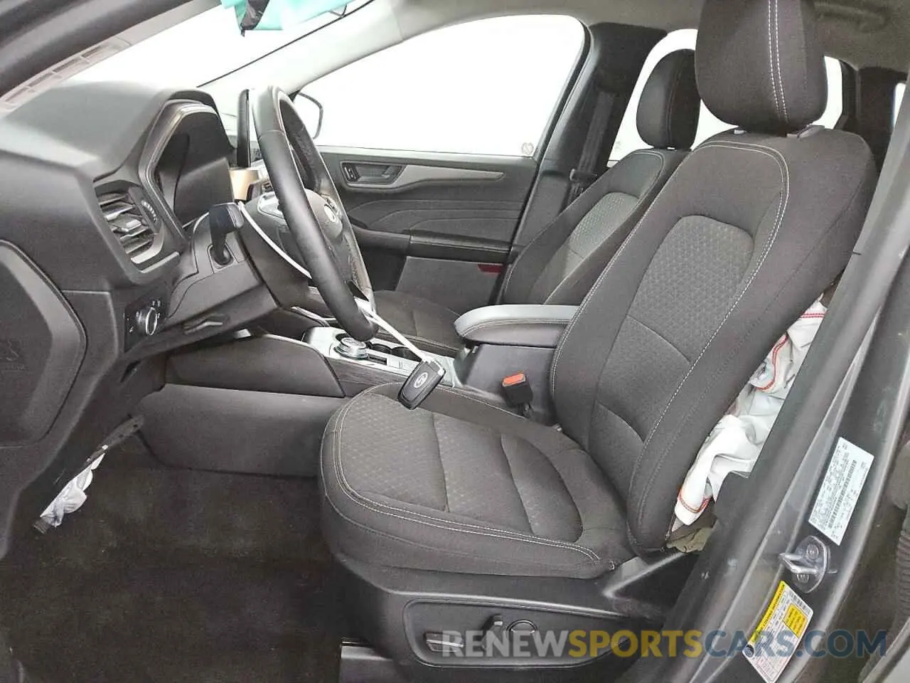7 Photograph of a damaged car 1FMCU0GN7RUA44968 FORD ESCAPE ACT 2024