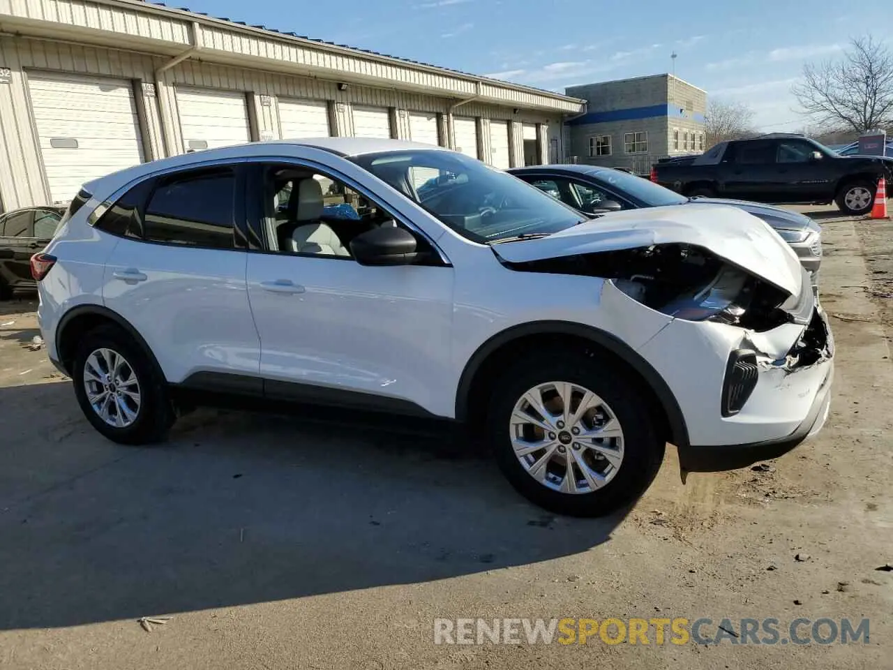 4 Photograph of a damaged car 1FMCU0GN9RUA83464 FORD ESCAPE ACT 2024