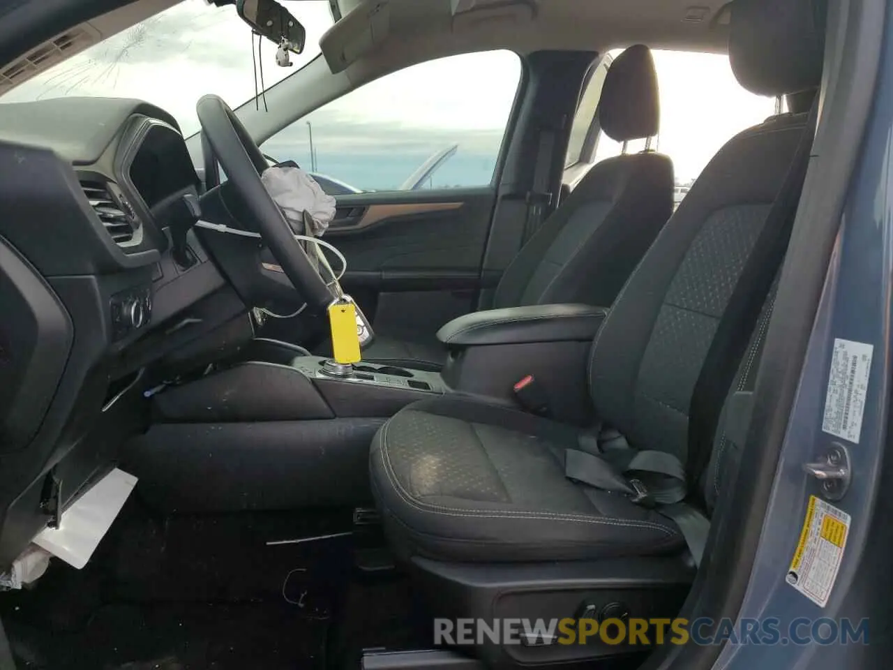 7 Photograph of a damaged car 1FMCU0GNXRUA17375 FORD ESCAPE ACT 2024