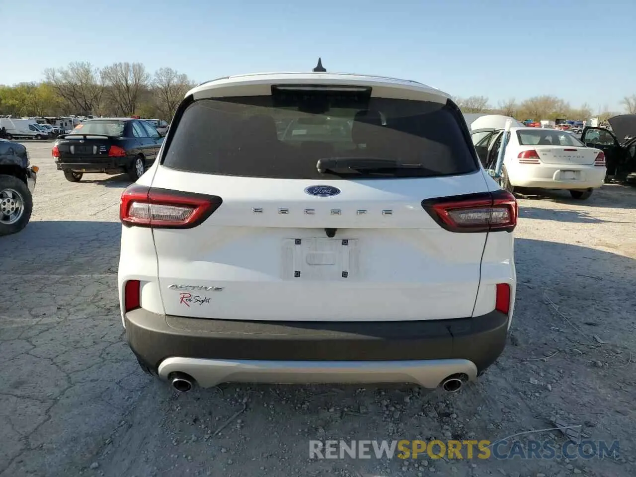 6 Photograph of a damaged car 1FMCU0GNXRUB34292 FORD ESCAPE ACT 2024