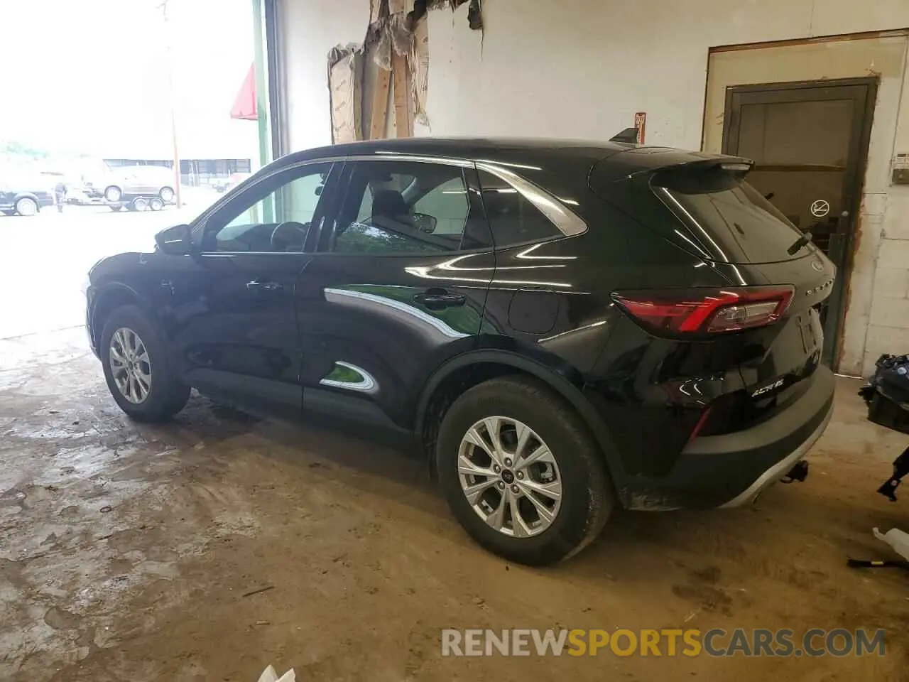 2 Photograph of a damaged car 1FMCU9GN2RUB43458 FORD ESCAPE ACT 2024