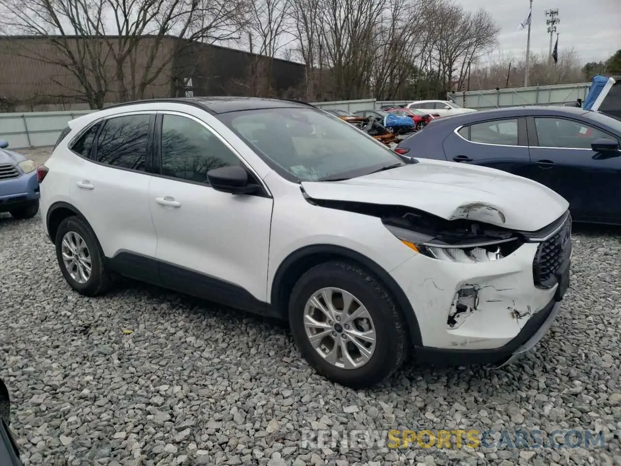 4 Photograph of a damaged car 1FMCU9GN3RUB01879 FORD ESCAPE ACT 2024