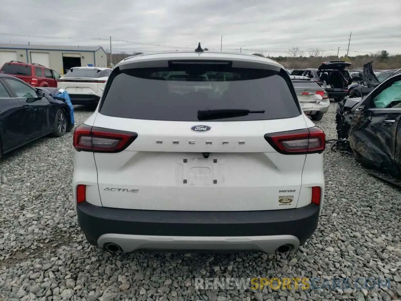 6 Photograph of a damaged car 1FMCU9GN3RUB01879 FORD ESCAPE ACT 2024